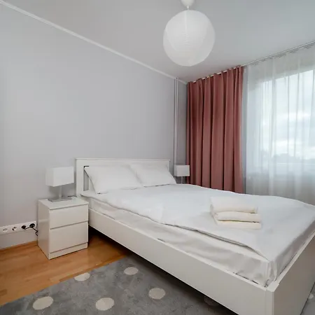 Piotrkowska Spacious By Bookinghost * Łódź